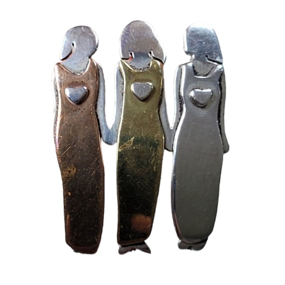 FAR FETCHED | 3 SISTERS PIN